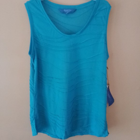 Simply Vera Vera Wang Tops - NWT Simply Vera Vera Wang turquoise tank top, sz M